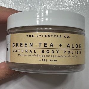NWT The lifestyle Co.  Green tea and aloe natural body polish 4 ounces